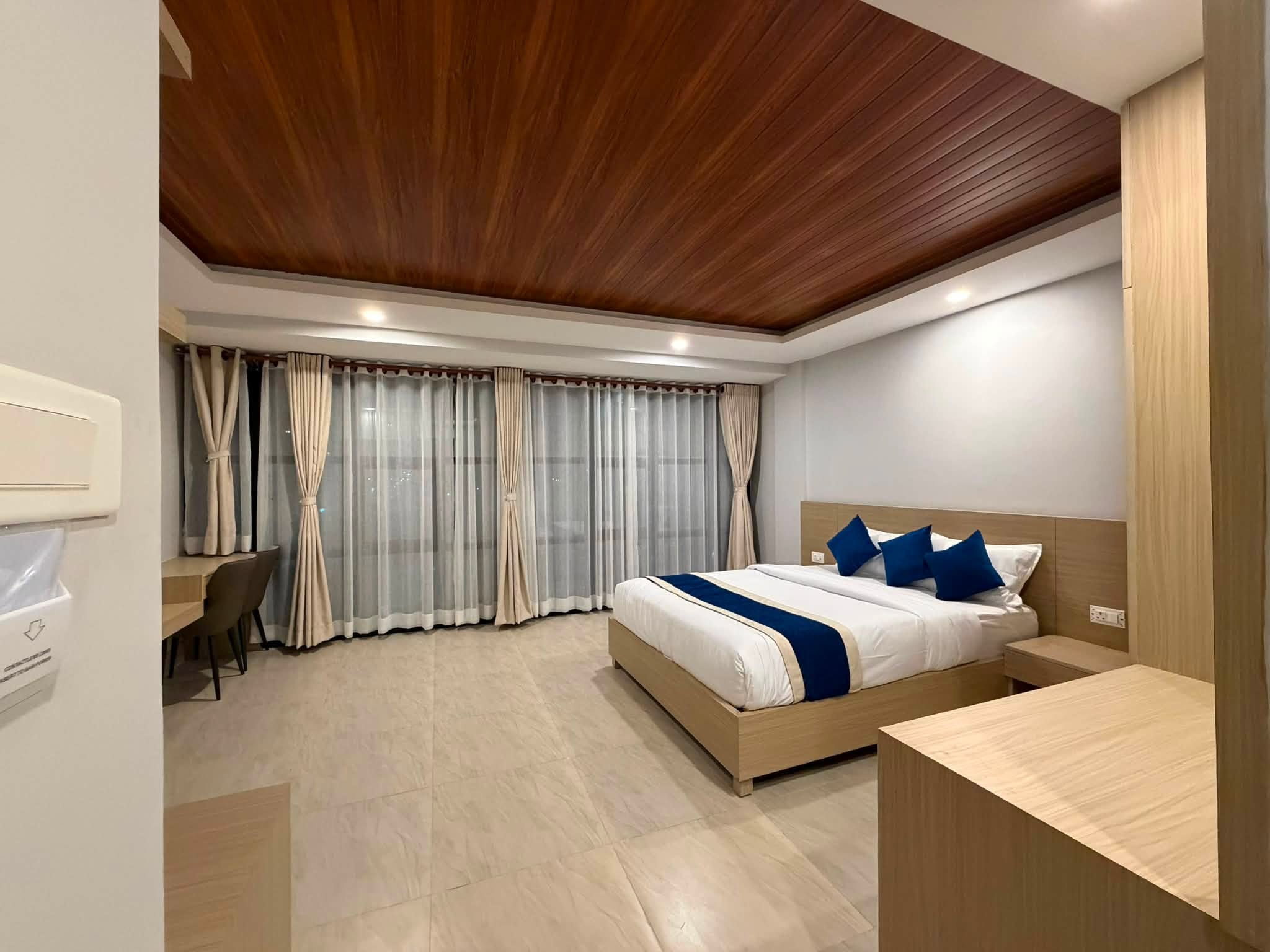 Room 1